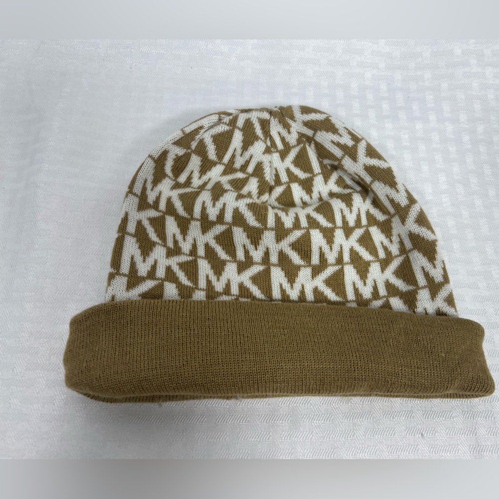 MK knit winter cap